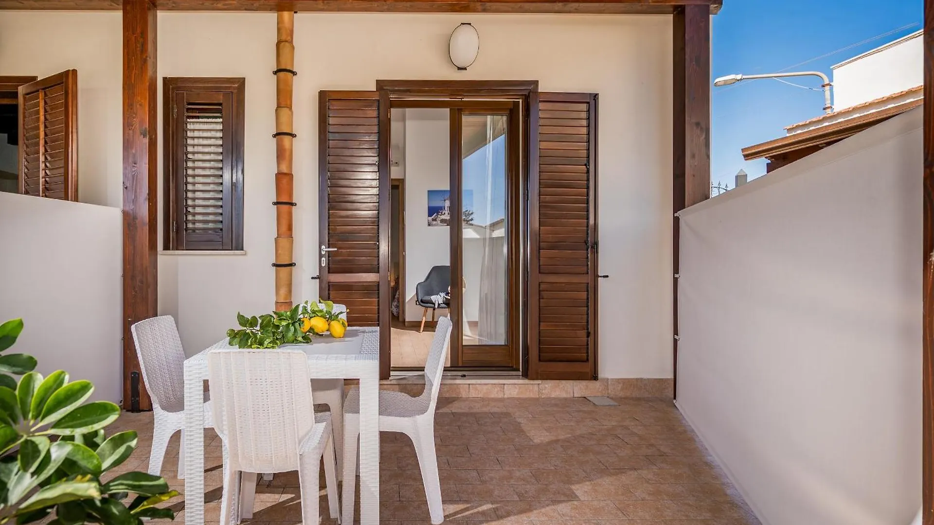 Casa Vacanza Saraceno كاستيلاّماري ديل غو 0*,
